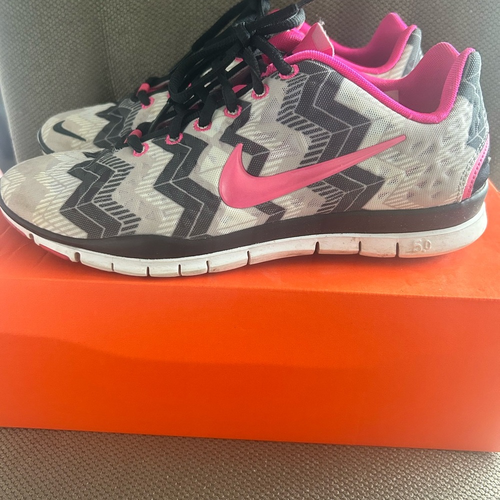 Nike Pink and Gray Zigzag Sneakers